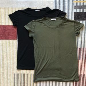 Size Small Basic T-Shirt Two Pack